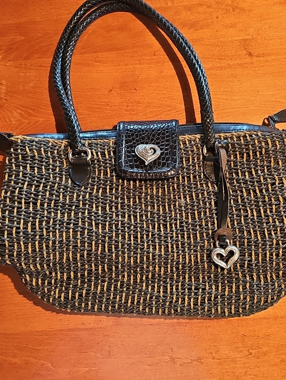 Brighton Black & Tan Woven  Shoulder Bag w/ Zipper Top Closing & Inner  Pockets